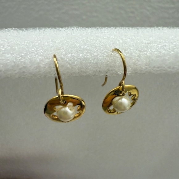Drop earrings with pearl in the middle of primrose - Picture 4 of 5